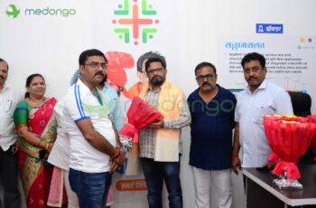 Vandaniya Balasaheb Thakrey Aapla Dawakhana Anand Dighe Medongo Jansankalp 1482022_7